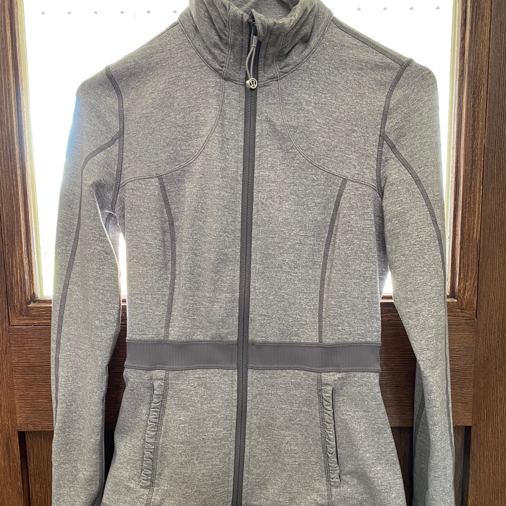 Lululemon Riding Jacket Dewberry Grey Peplum Sz 4